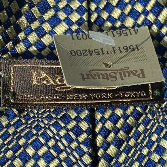 Set of three blue Paul Stuart ties - Picture 6 of 9